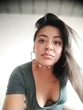 Snapshot of MiaWelkin chatting on September 24, 2025, 3:48 pm MiaWelkin online show from September 24, 2025, 3:48 pm