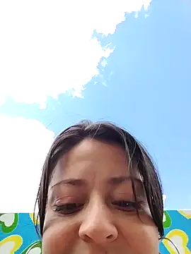 Snapshot of MiaWelkin chatting on October 15, 2025, 3:12 pm MiaWelkin online show from October 15, 2025, 3:12 pm