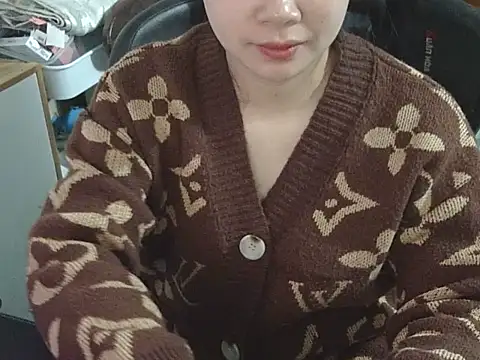 suri- online show from November 20, 2025, 2:12 am