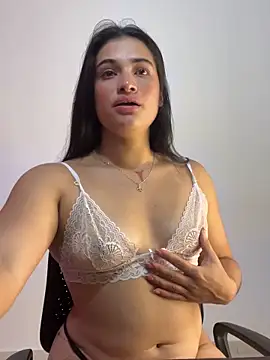 alice shyness online show from October 20, 2025, 4:24 am