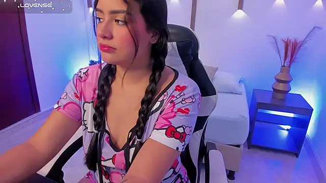 menny kiss online show from November 20, 2025, 2:23 am