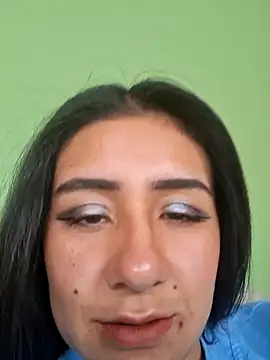 CAROLINE  07 online show from March 5, 2026, 7:32 pm