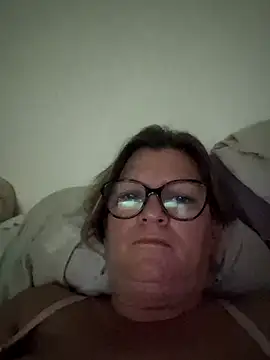 Delphineben online show from September 28, 2025, 7:08 pm