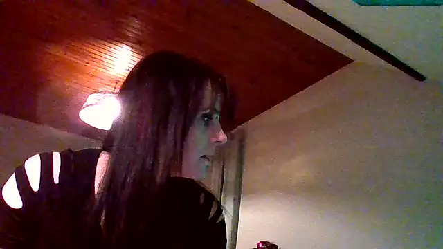 Sosso19squirt online show from May 5, 2026, 7:55 pm