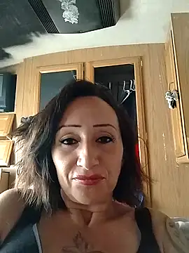 Dirtywhitebitch5150 online show from September 8, 2025, 4:39 pm