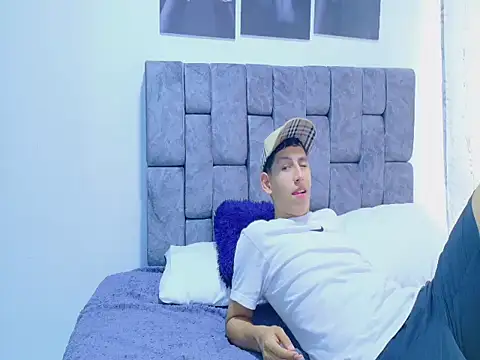 Felipe Gonzales online show from September 24, 2025, 7:06 pm