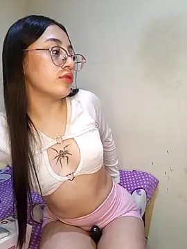 Snapshot of StefaniaFoxx_ chatting on May 7, 2026, 5:24 am StefaniaFoxx online show from May 7, 2026, 5:24 am
