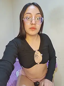 Snapshot of StefaniaFoxx_ chatting on May 14, 2026, 5:36 am StefaniaFoxx online show from May 14, 2026, 5:36 am