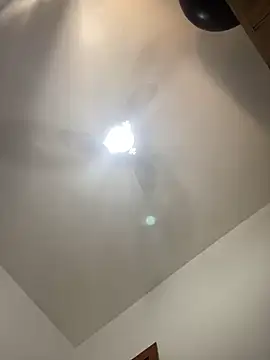 lucioliveira online show from February 8, 2026, 2:42 pm