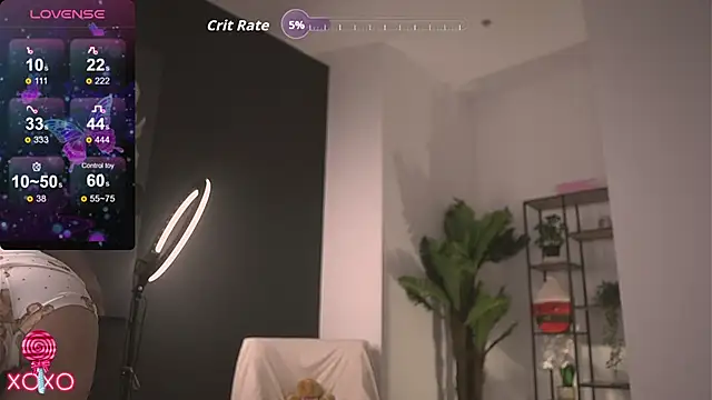 SerenaNoir online show from April 9, 2026, 8:58 pm