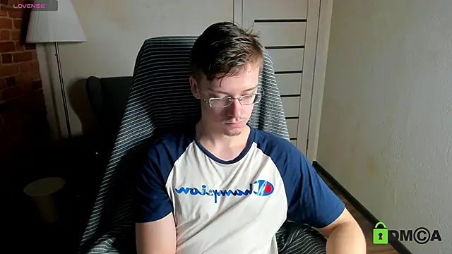 Harm Dick online show from November 30, 2025, 1:26 pm