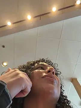 allybluee777 online show from February 25, 2026, 1:32 pm