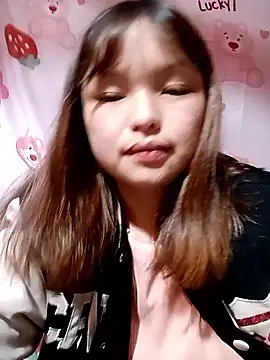 XoiXoi232 online show from November 18, 2025, 10:20 am