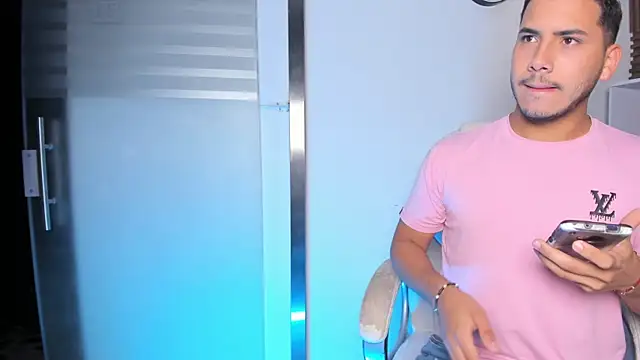 Snapshot of Axel_grey_ chatting on September 13, 2025, 11:54 am Axel grey online show from September 13, 2025, 11:54 am