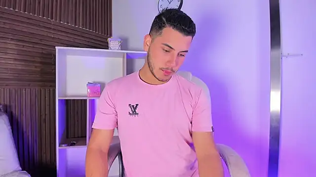 Snapshot of Axel_grey_ chatting on October 27, 2025, 12:09 pm Axel grey online show from October 27, 2025, 12:09 pm