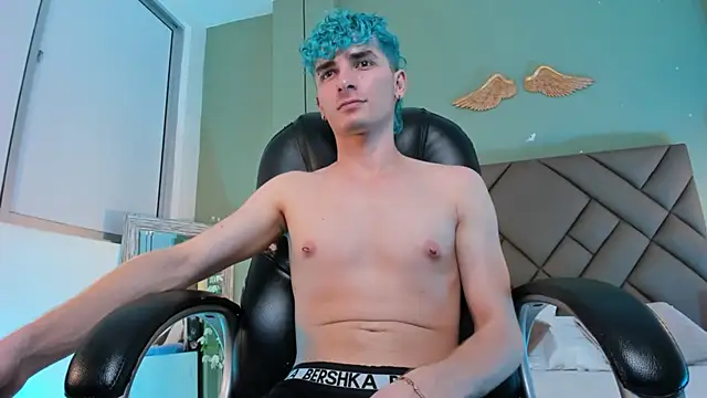 JaydenVillalobos online show from September 24, 2025, 1:42 am