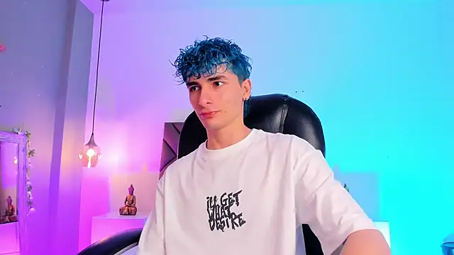 JaydenVillalobos online show from October 6, 2025, 12:35 pm