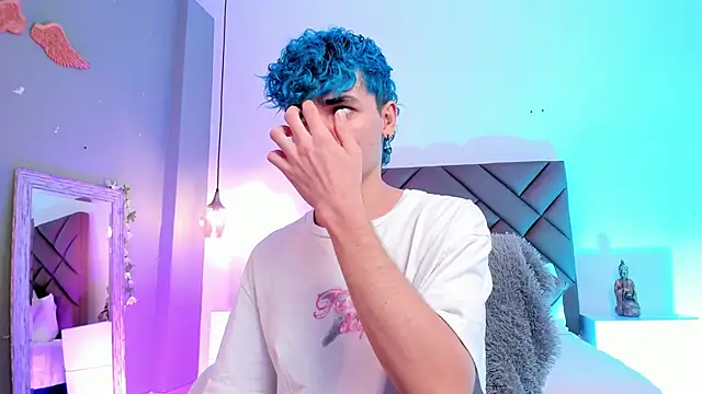 JaydenVillalobos online show from October 9, 2025, 12:36 pm