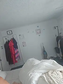 Angeldelightt online show from November 26, 2025, 1:01 pm