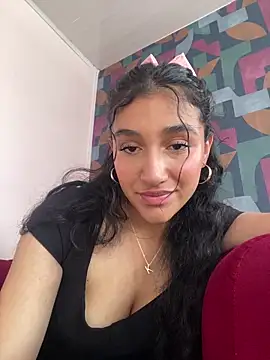 ValentiinaCruz online show from November 29, 2025, 6:22 pm