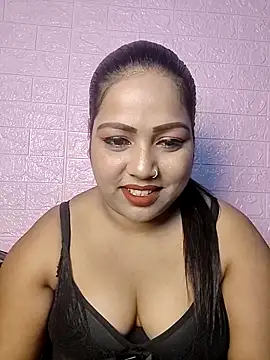 hornypriya696 online show from October 18, 2025, 6:08 pm