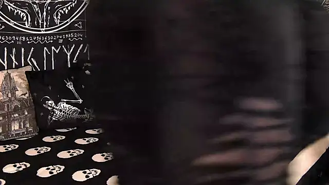 Paige Turner online show from November 25, 2025, 2:11 am