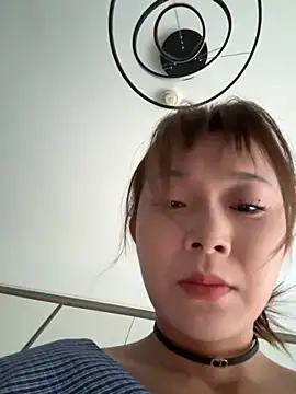 xiaoqiao ss online show from September 24, 2025, 2:04 am