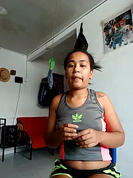 Snapshot of Shanel_69 chatting on October 3, 2025, 5:43 pm Shanel 69 online show from October 3, 2025, 5:43 pm