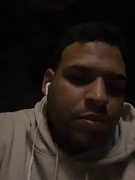 elverga420F online show from October 1, 2025, 6:41 am