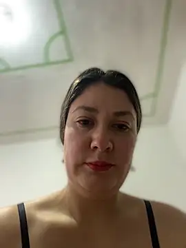 Snapshot of Abby-LS chatting on November 14, 2025, 12:04 pm Abby-LS online show from November 14, 2025, 12:04 pm