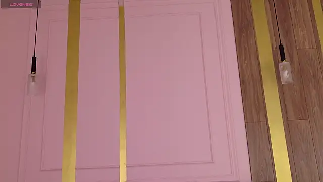 MilaLavson online show from March 10, 2026, 5:12 am