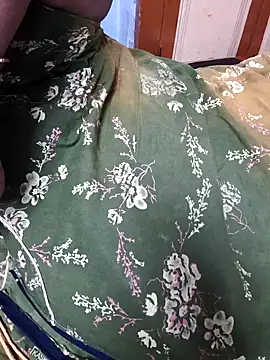 TAMIL ELAKKIYA online show from October 4, 2025, 12:36 pm