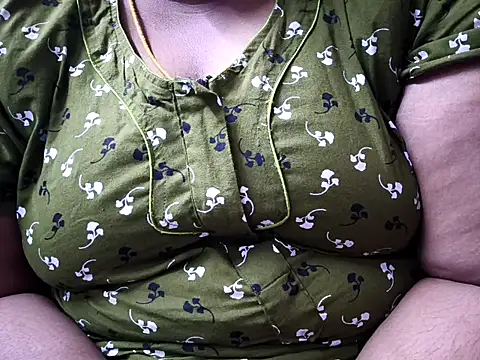 TAMIL ELAKKIYA online show from February 1, 2026, 10:41 pm