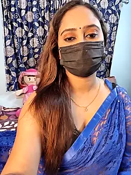 Cute-lusi online show from October 26, 2025, 4:46 pm