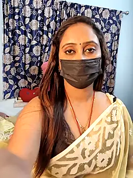 Cute-lusi online show from November 9, 2025, 8:07 pm