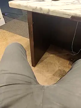 hotboy43339 online show from September 9, 2025, 4:39 pm