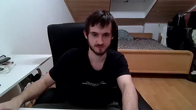 Snapshot of Bez3ybik chatting on December 15, 2025, 7:40 pm Bez3ybik online show from December 15, 2025, 7:40 pm