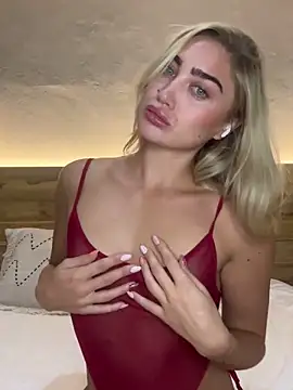 auriangel online show from September 18, 2025, 2:13 am