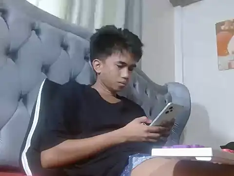 Snapshot of charlie0728 chatting on January 17, 2026, 3:00 am charlie0728 online show from January 17, 2026, 3:00 am