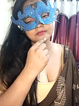 MEERAcle online show from April 4, 2026, 3:38 am