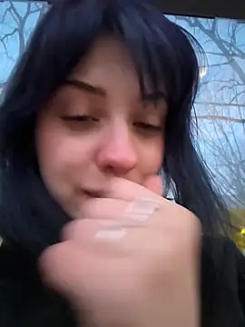 Snapshot of Only_April chatting on March 3, 2026, 4:29 am Only April online show from March 3, 2026, 4:29 am