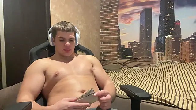 MusclePhantom online show from November 20, 2025, 10:20 pm