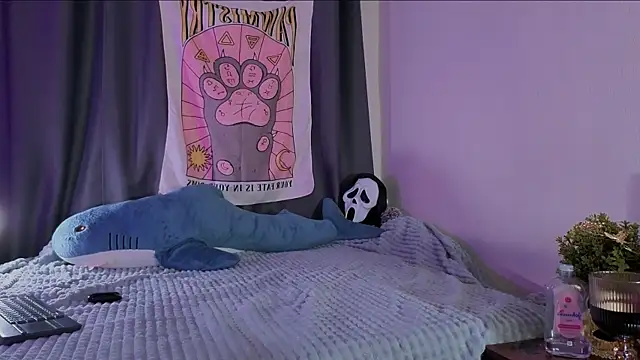 MeowMystaa online show from November 28, 2025, 8:33 pm