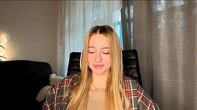 Jetta Corsacami online show from October 24, 2025, 6:43 am