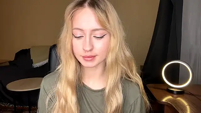 Jetta Corsacami online show from November 25, 2025, 2:28 pm