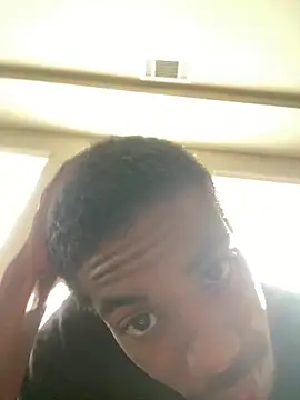 huhgtr online show from November 15, 2025, 7:32 pm