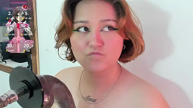 isa grey  online show from November 6, 2025, 3:40 am