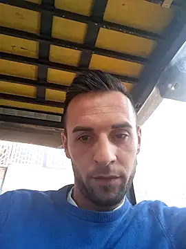 Snapshot of Necunoscutul001 chatting on September 10, 2025, 6:24 am Necunoscutul001 online show from September 10, 2025, 6:24 am