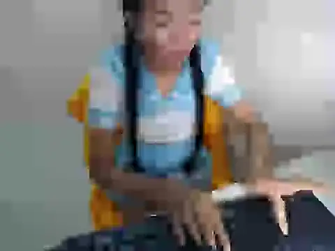 Mica Jones online show from November 21, 2025, 8:18 pm