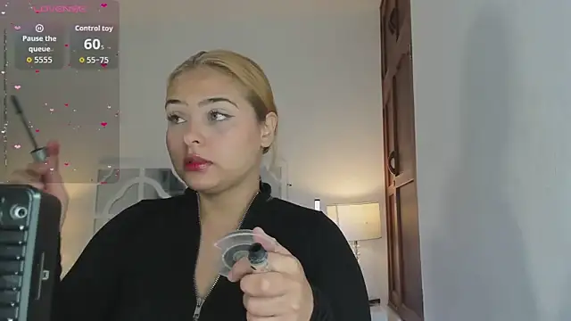 MikaelaStone online show from February 22, 2026, 9:41 am